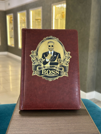 Ежедневник "BOSS" в коричневом переплете